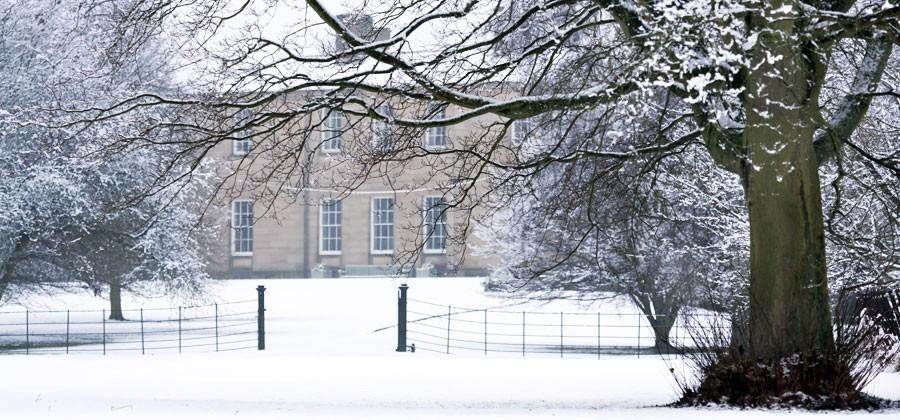 Saltmarshe Hall Exterior photo